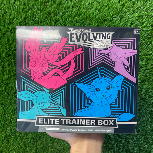 Pokemon Evolving Skies Elite Trainer Box