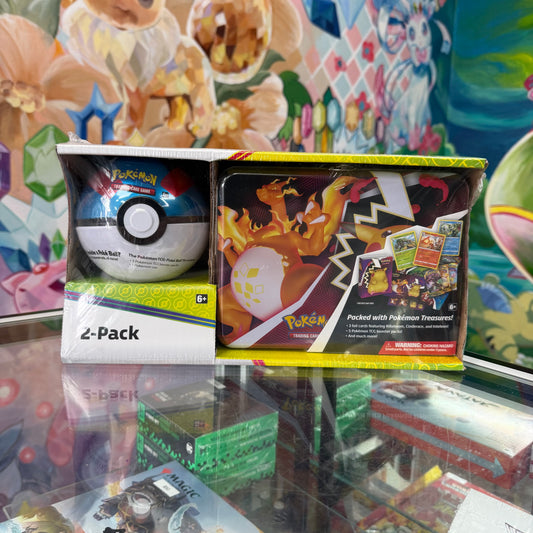 Pokemon Collector Chest & Poke Ball Bundle