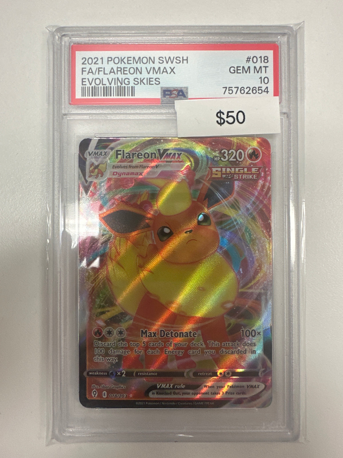 Pokemon Flareon Vmax 018/203 PSA 10