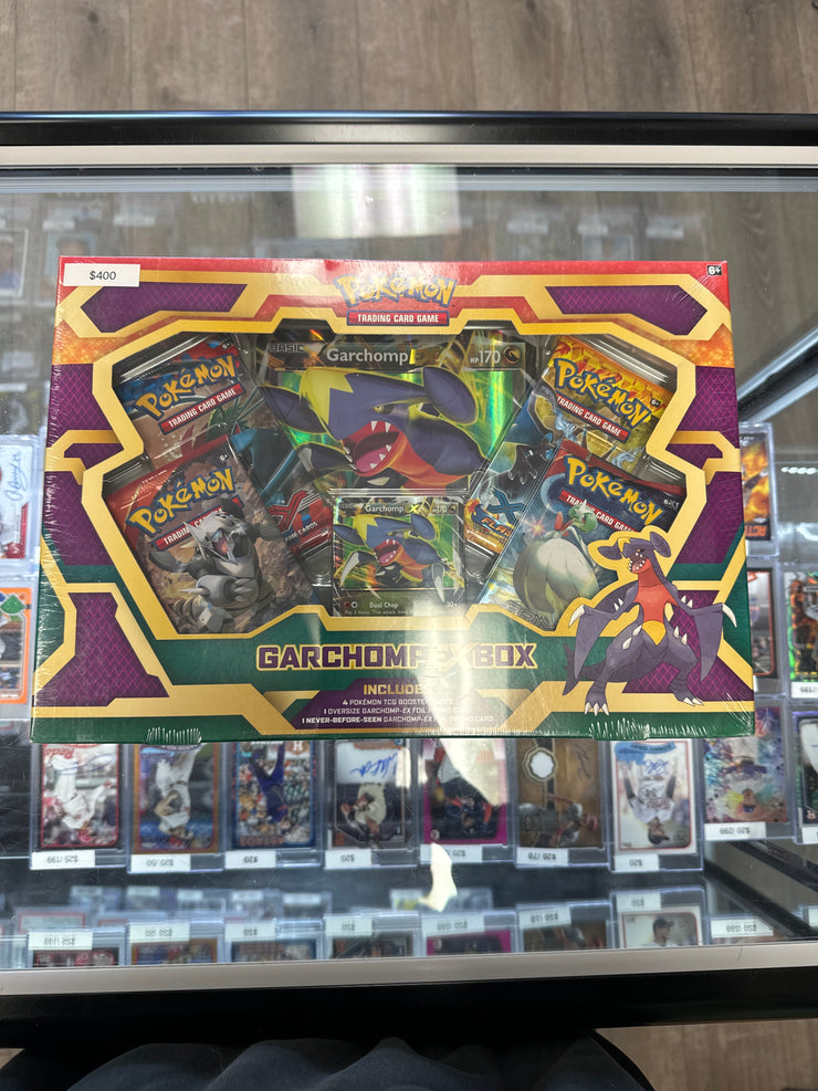 Pokémon GARCHOMP EX Box