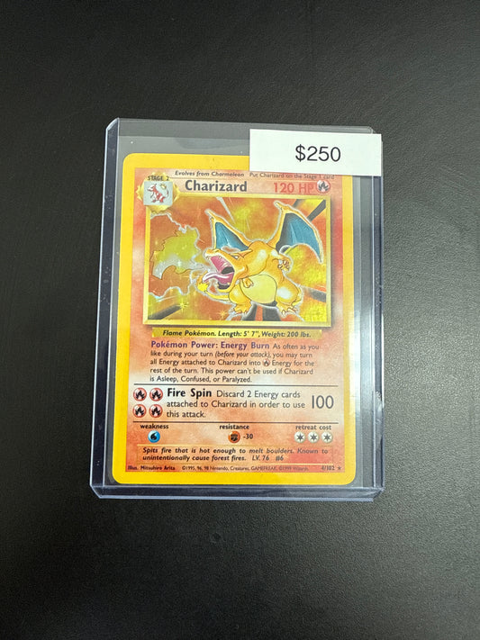 Pokémon Charizard Base Set 4/102