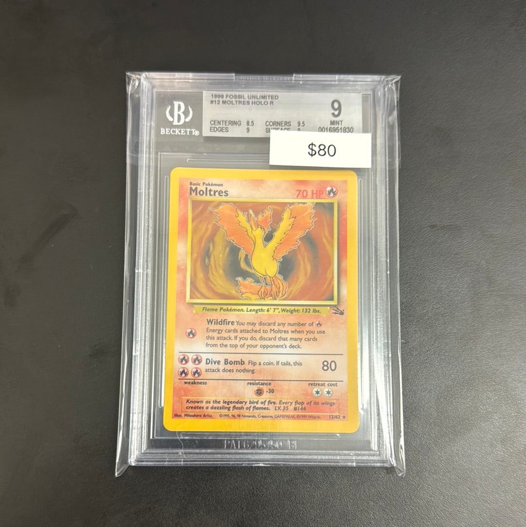 Pokémon 1999 Fossil Moltress Holo BGS 9