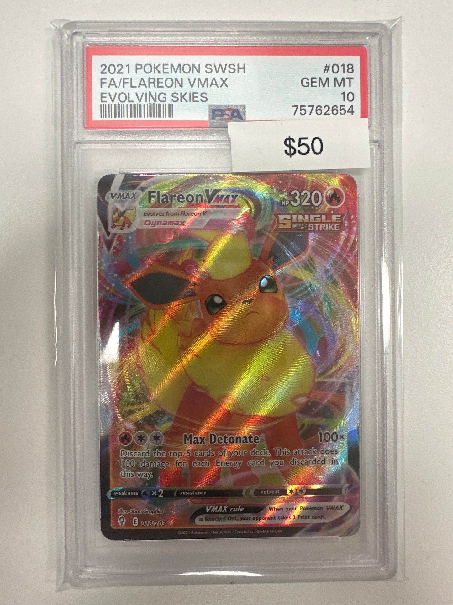 Pokemon Flareon Vmax 018/203 PSA 10