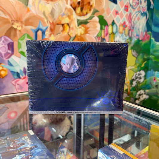 Pokémon Go Pokemon Center Elite Trainer Box