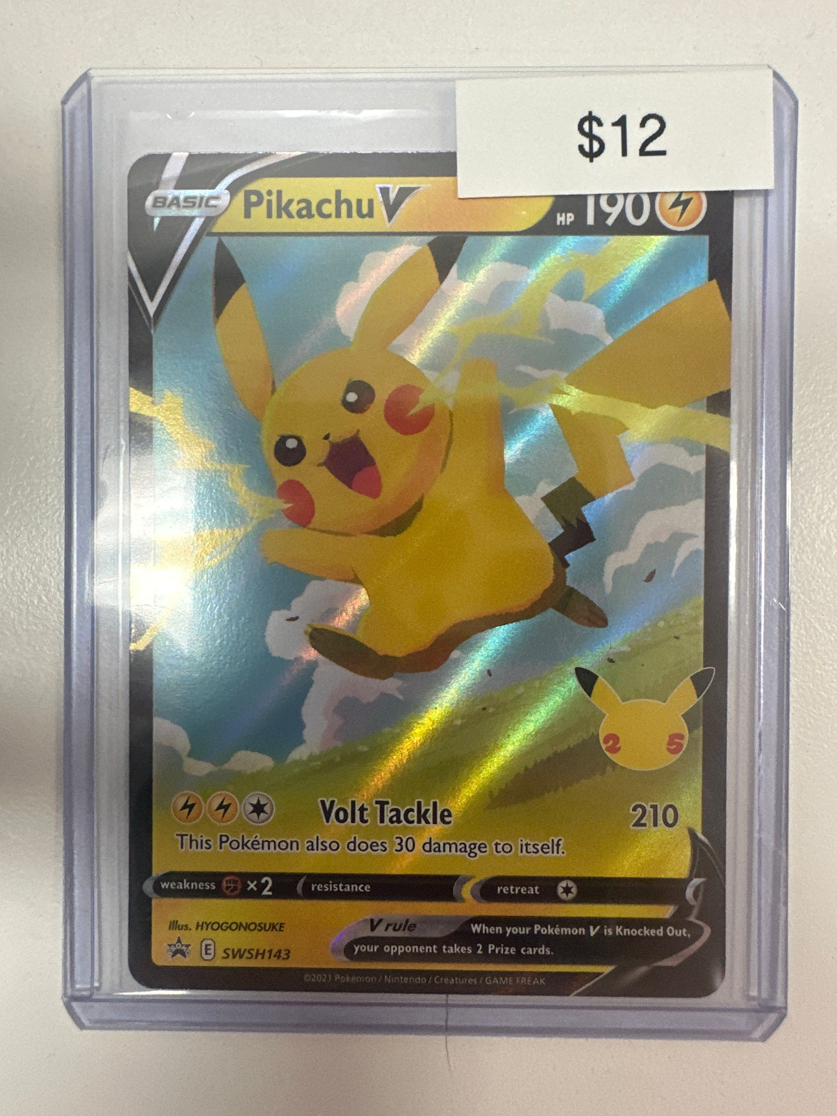 Pokemon Pikachu V SWSH143