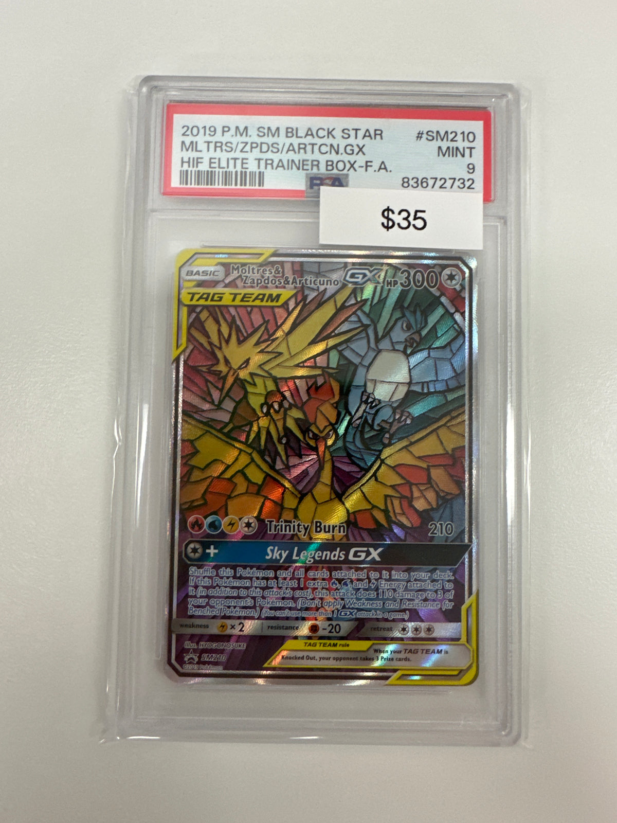 Pokémon Hideen Fates Black Star Promo Moltress Zapdos Articuno SM210 PSA 9