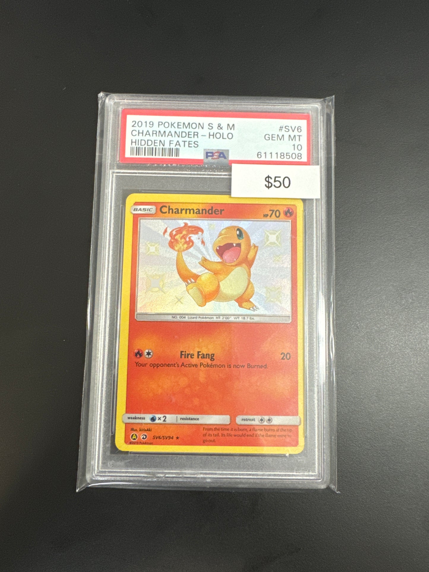 Pokémon Charmander Hidden Fates #SV6 PSA 10