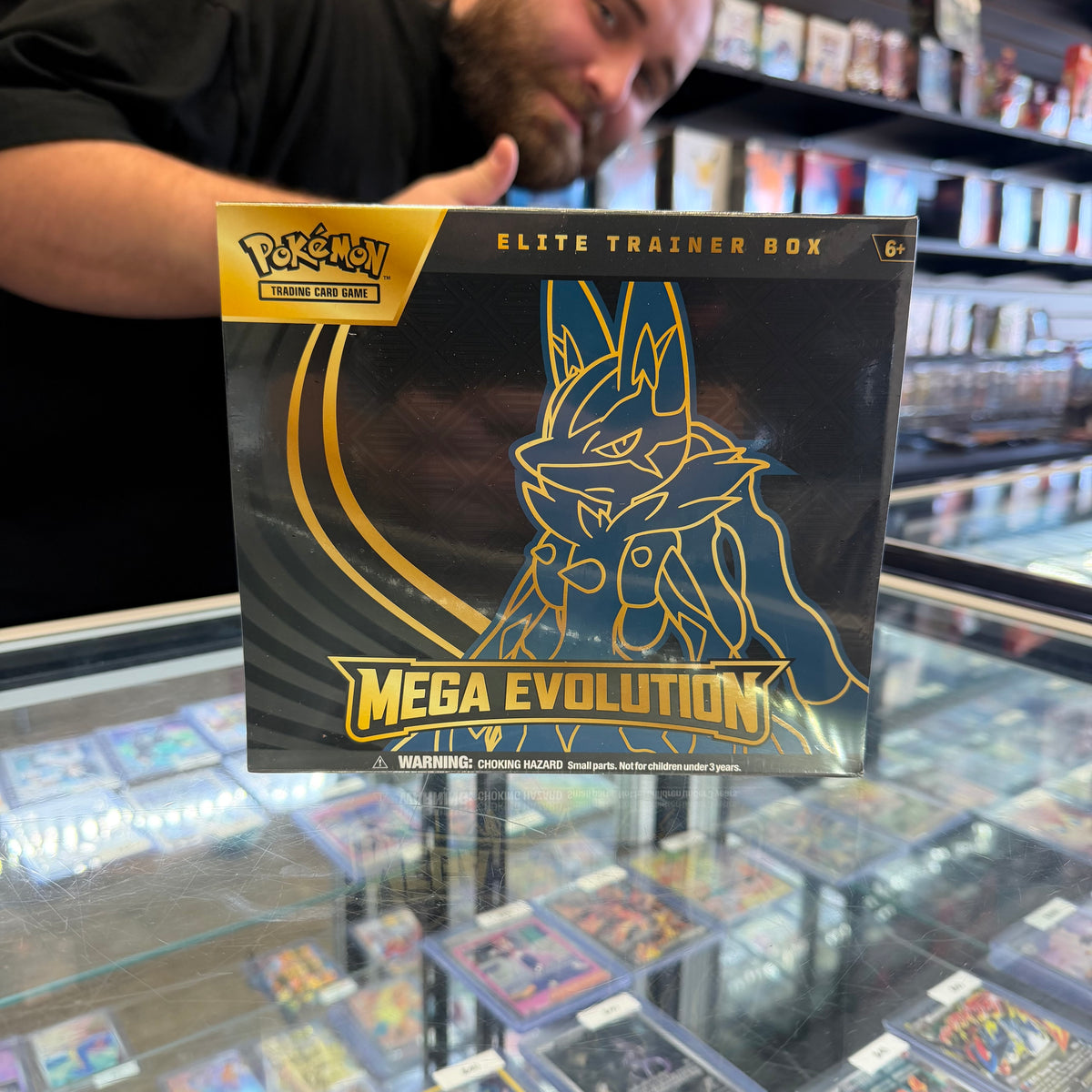 Mega Evolution Elite Trainer Box (Lucario) Mega Evolution Elite Trainer Box (Lucario)