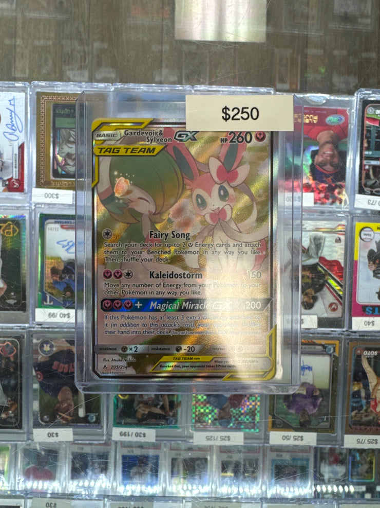 Pokémon GARDEVOIR & Sylveon GX Alt Art 205/214