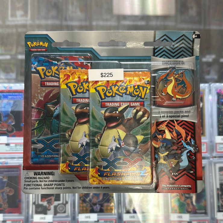 Pokémon XY Flashfire Three Pack Blister Charizard Pin