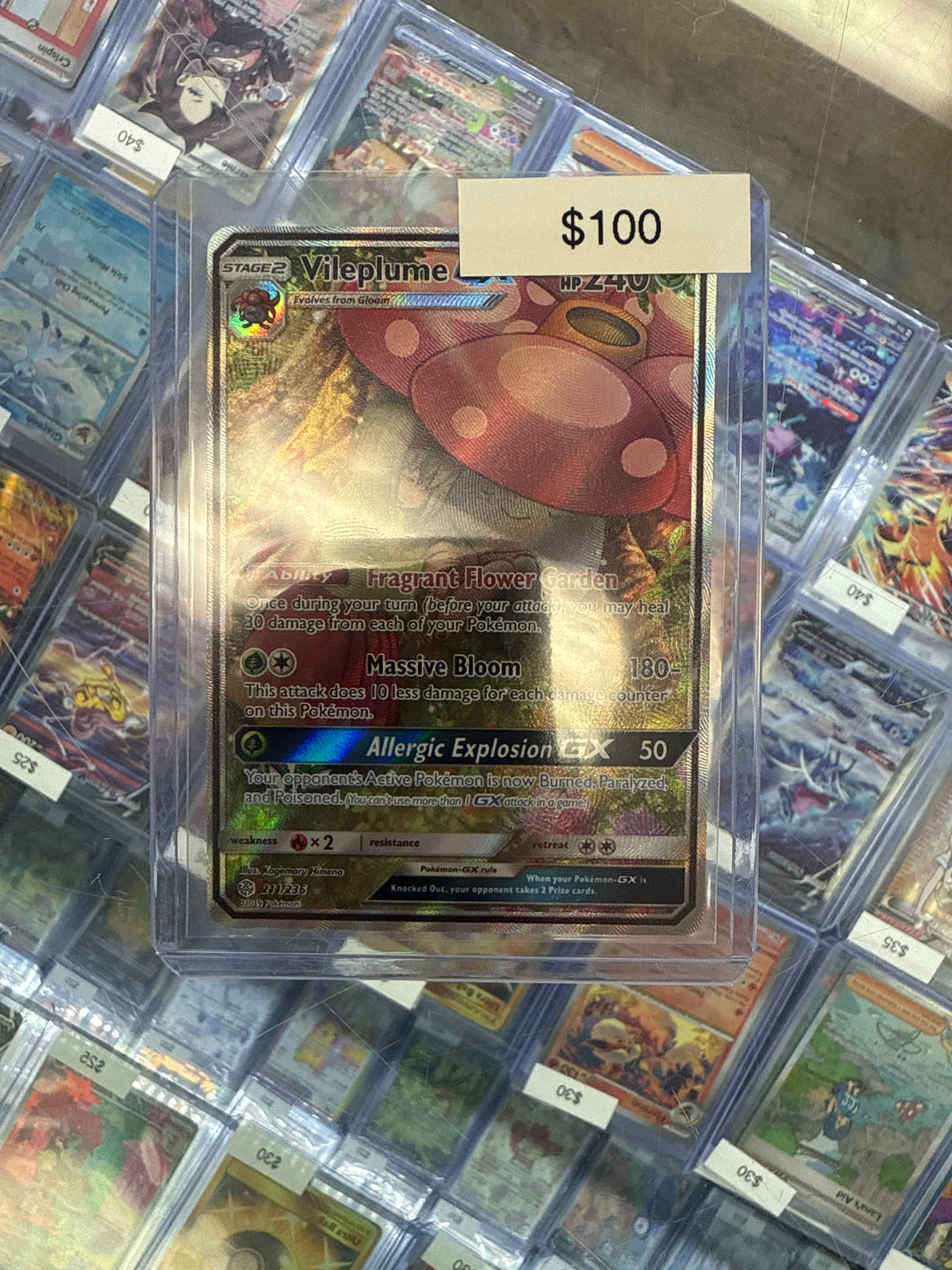 Pokémon VILEPLUME GX 211/236