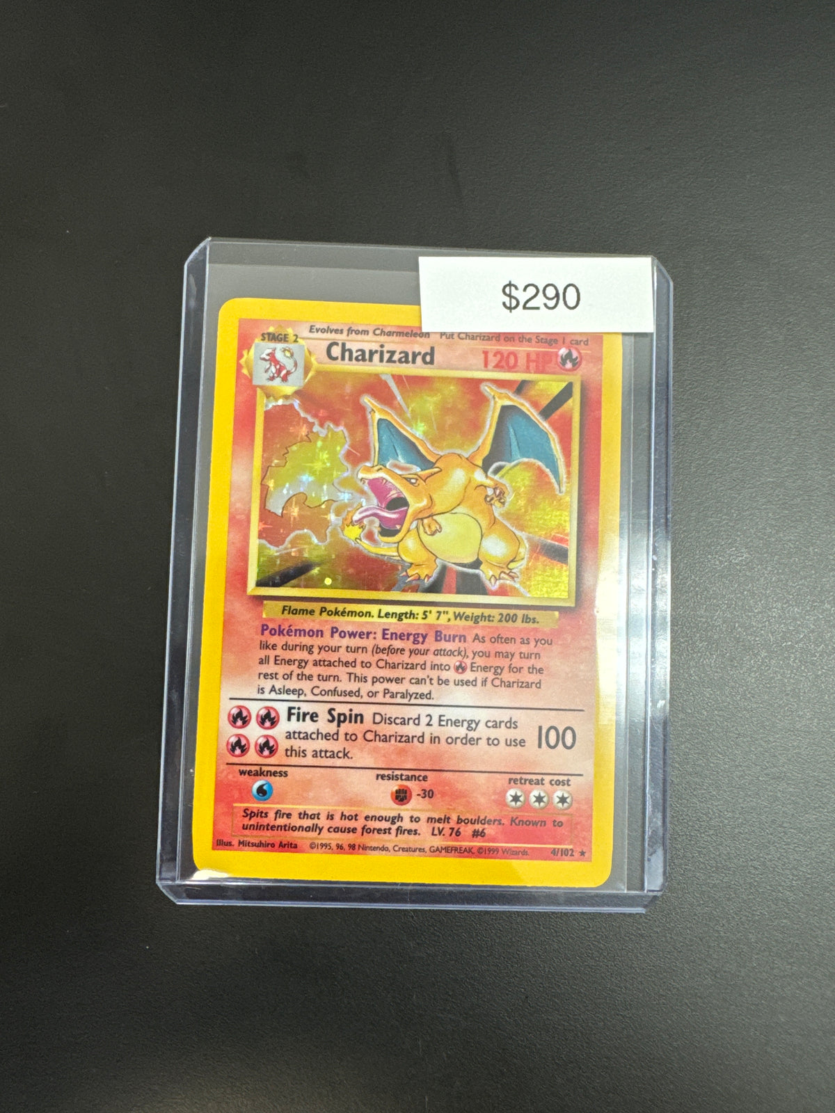 Pokmemon Base Set Charizard Holo 4/102