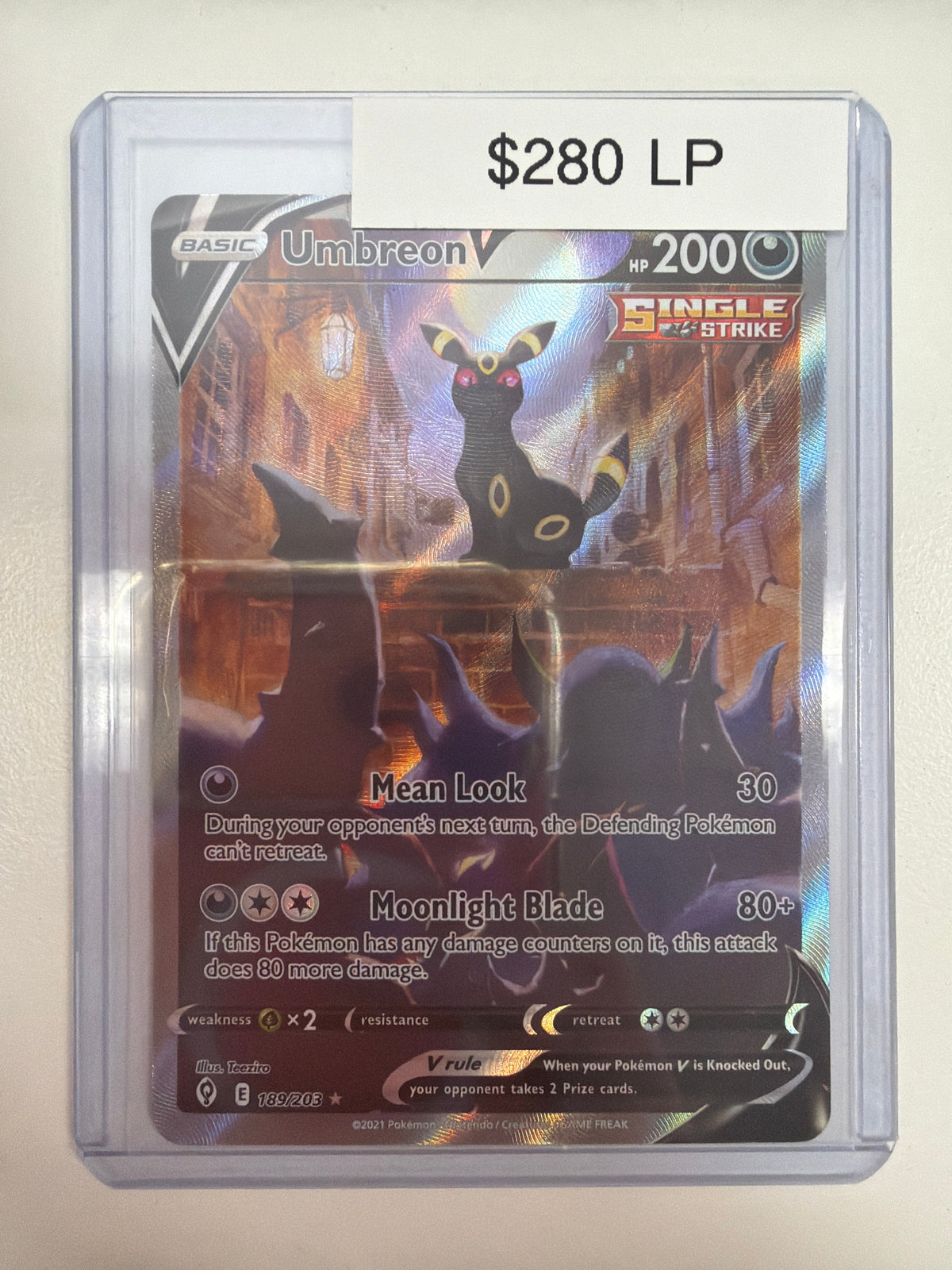 Pokemon Umbreon V 189/203 LP