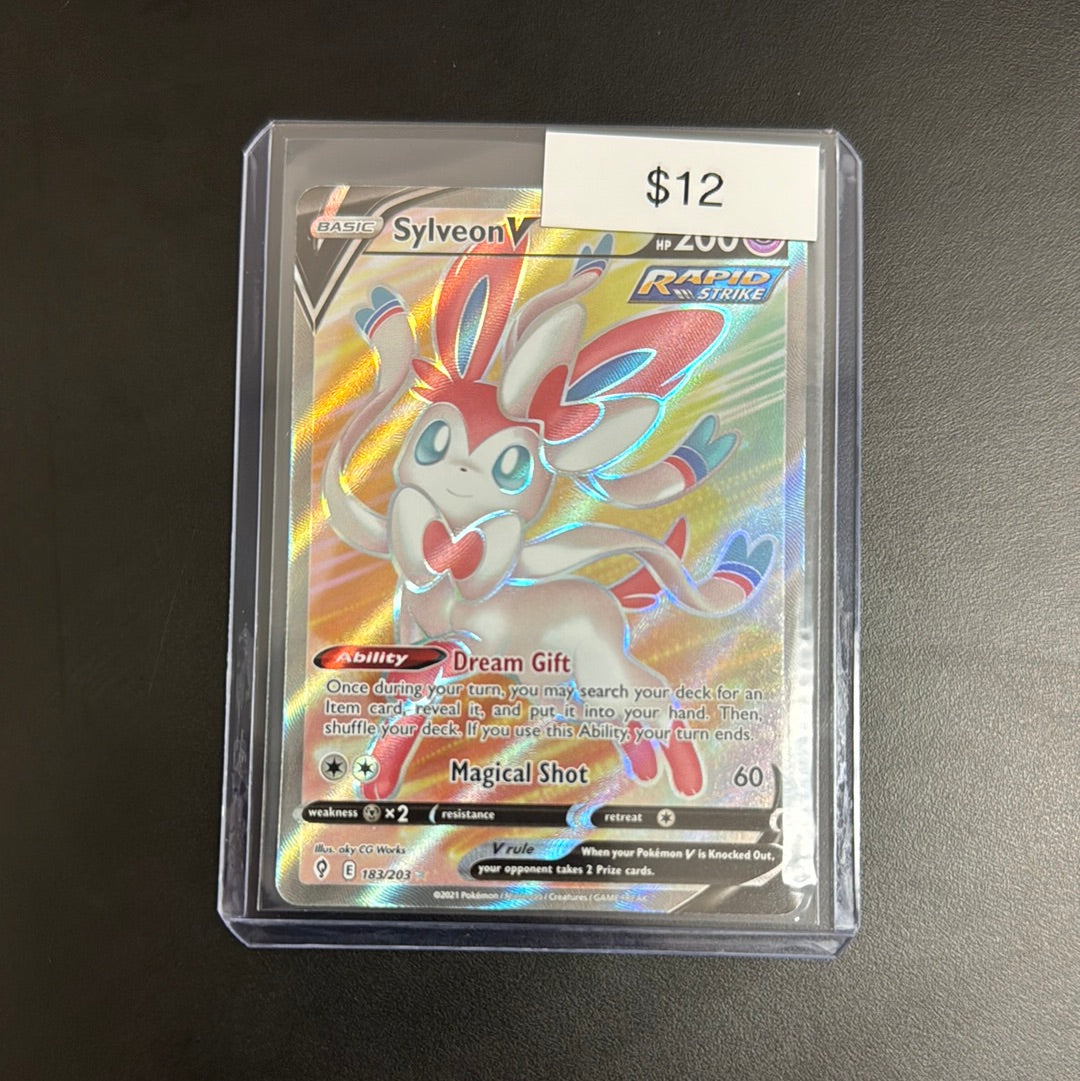 Pokémon Sylveon V 183/203