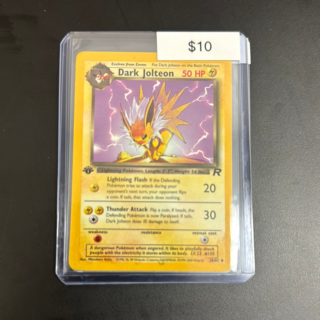 Pokémon Dark JOLTEON Rocket 1st Ed. 38/82