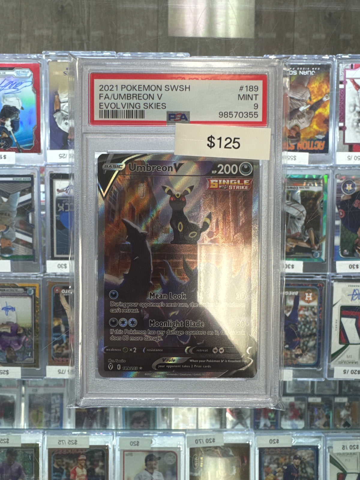 2021 Pokémon Umbreon V Evolving Skies