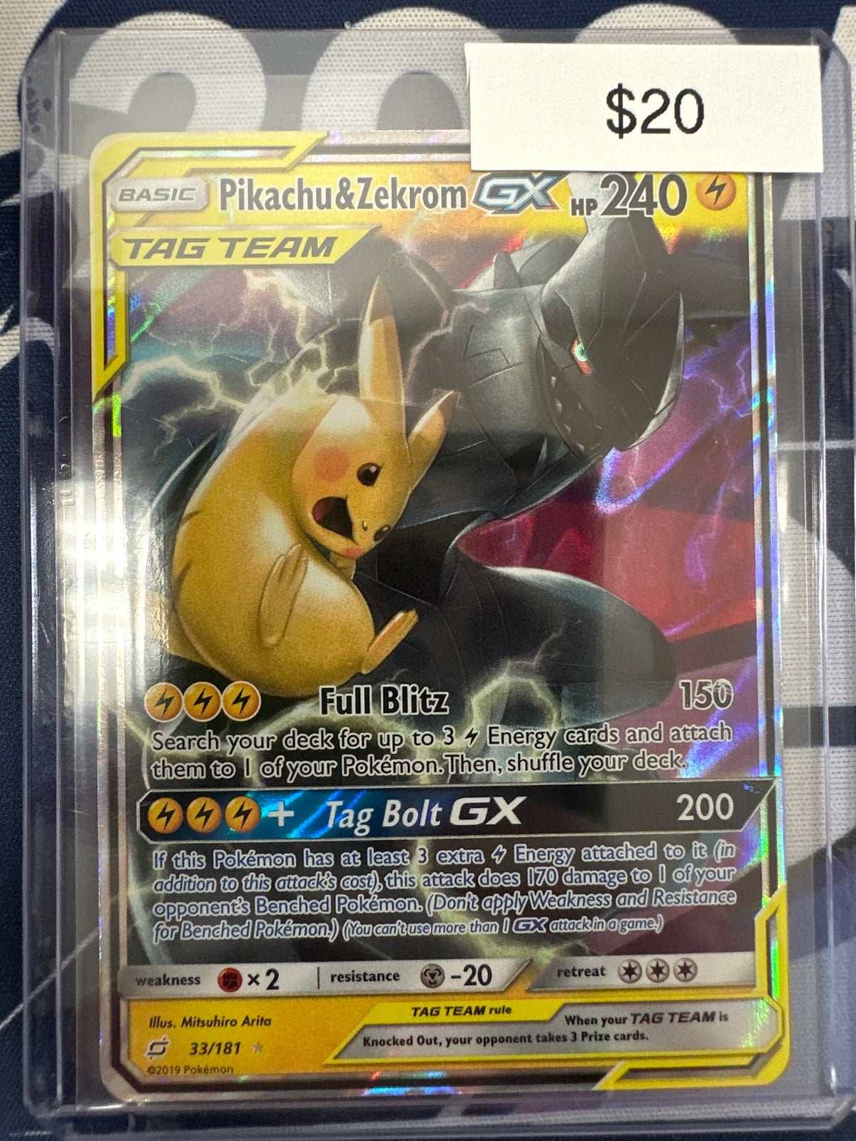 Pokemon Team Up Pikachu & Zekrom GX 33/181