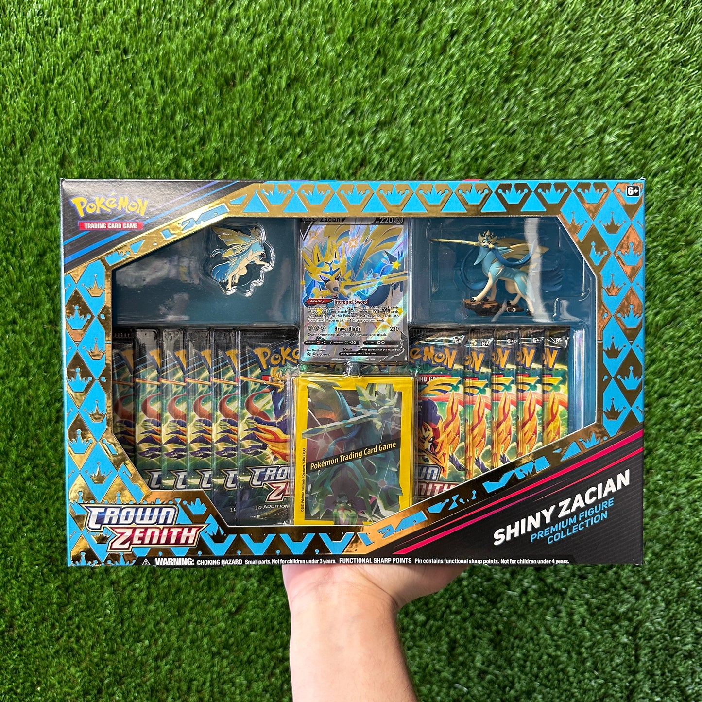 Pokemon Crown Zenith Shiny Zacian/Zamazenta Premium Figure Collection