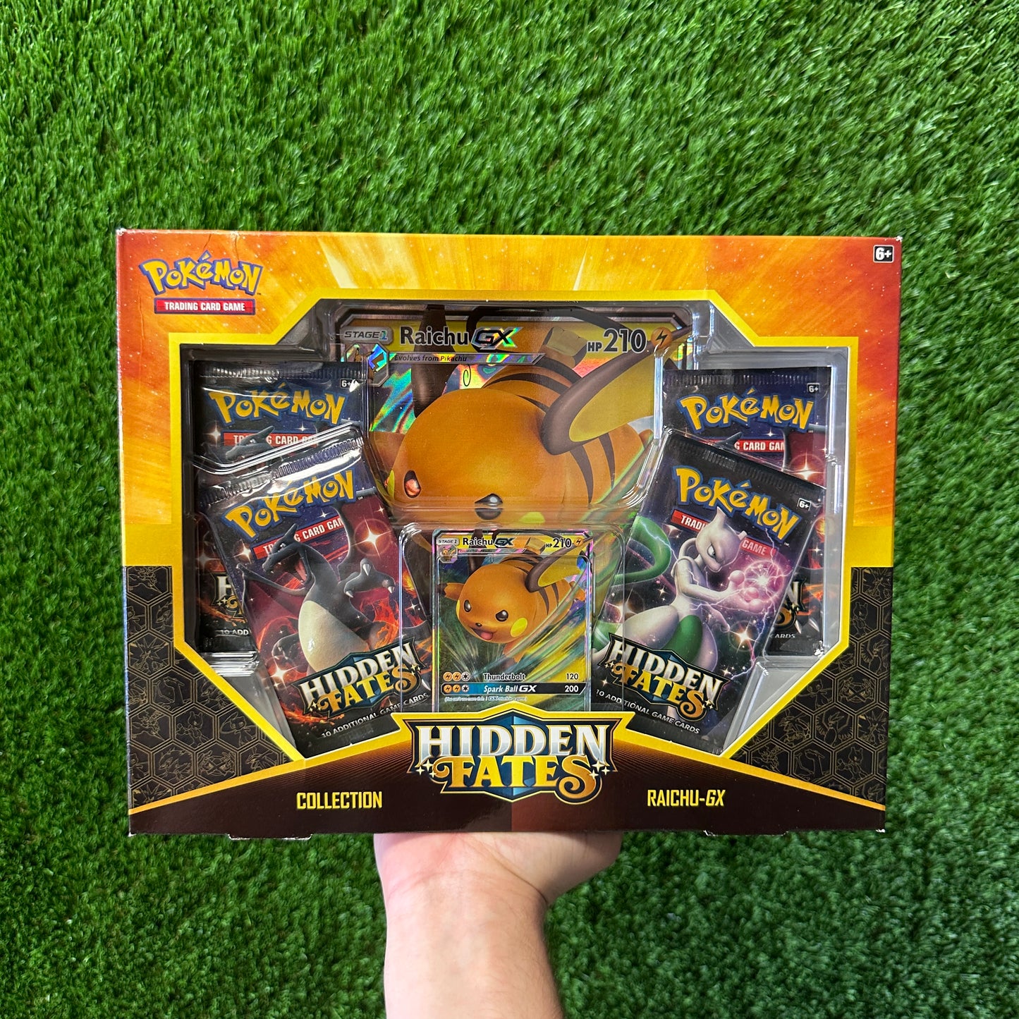 Pokemon Hidden Fates Raichu GX Collection Box