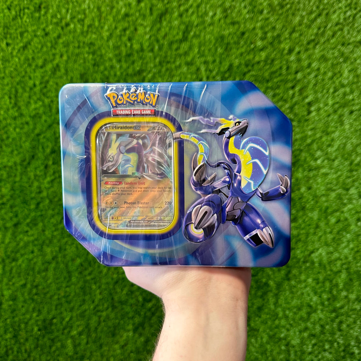 Pokemon Paldea Legends Tin