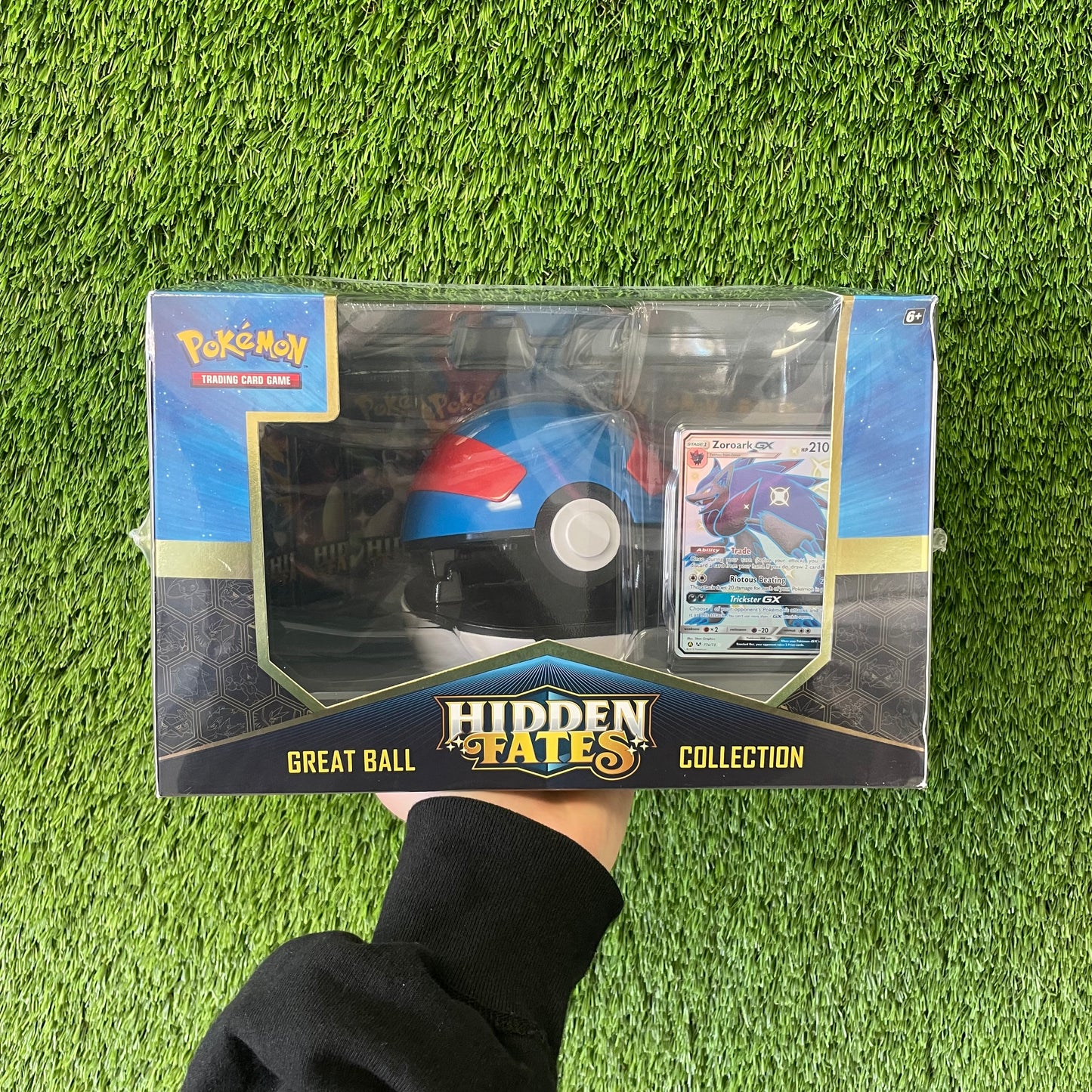 Pokemon Hidden Fates Great Ball Poke Ball Collection (Zoroark)