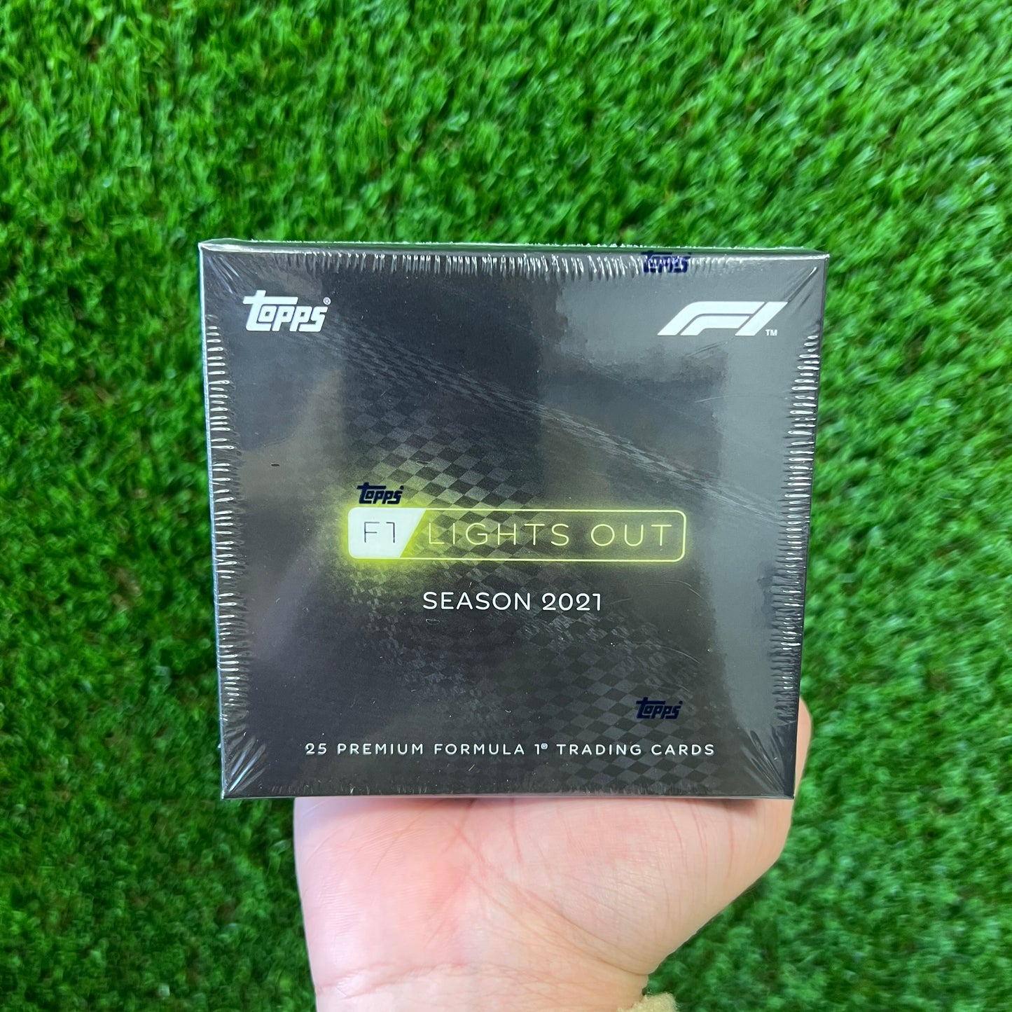 Topps 2021 Formula 1 Lights Out On Demand Set