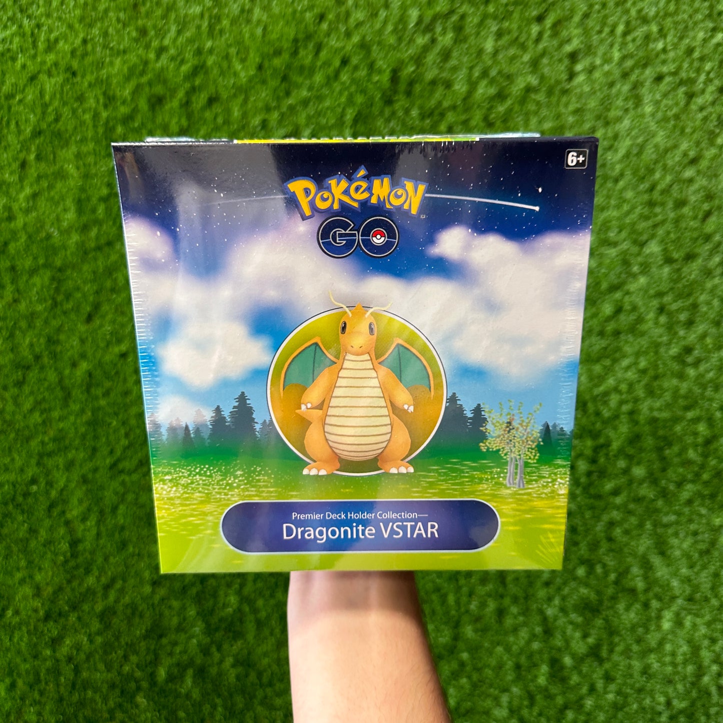 Pokemon Dragonite VSTAR Premium Deck Holder Collection