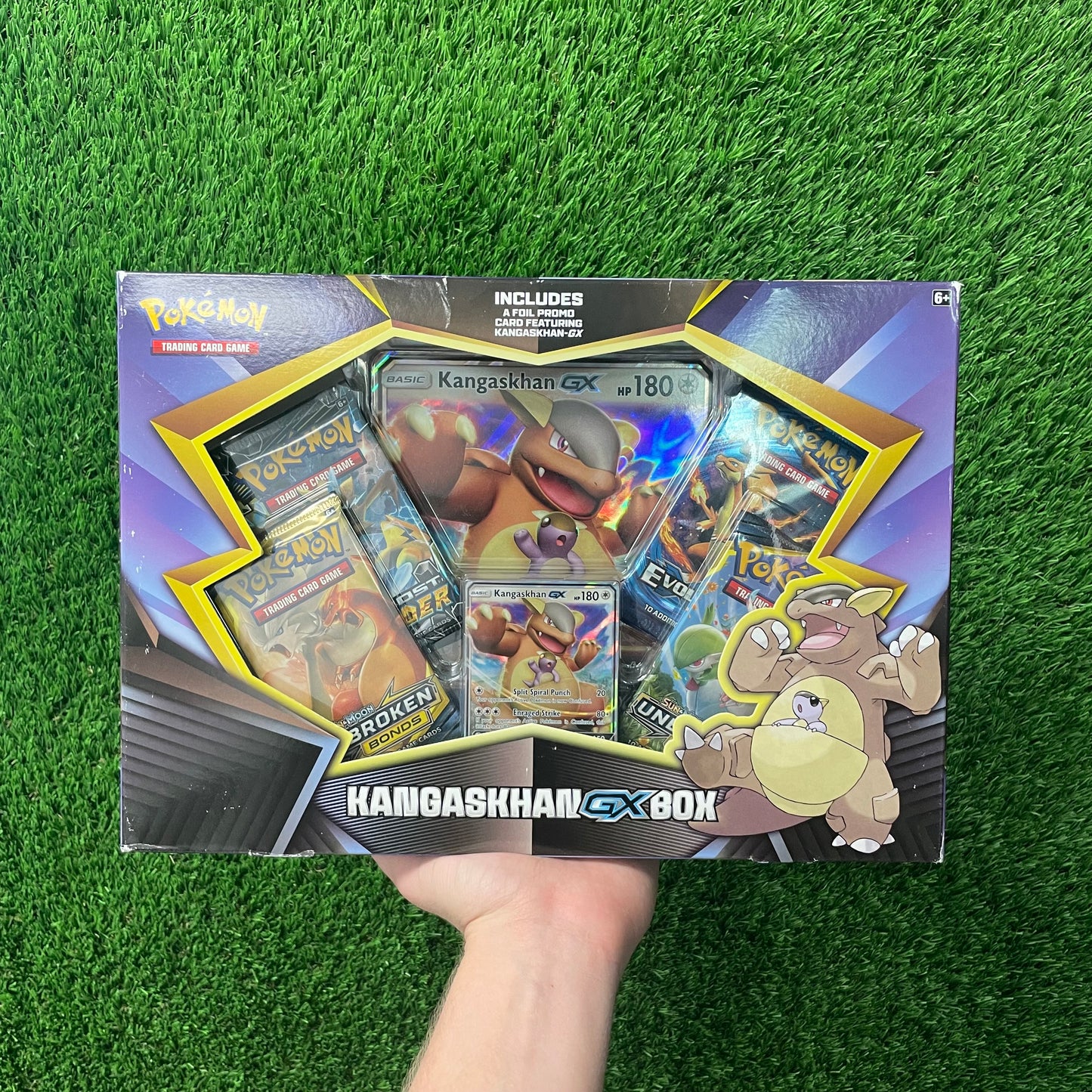 Pokémon Kangaskhan GX Box