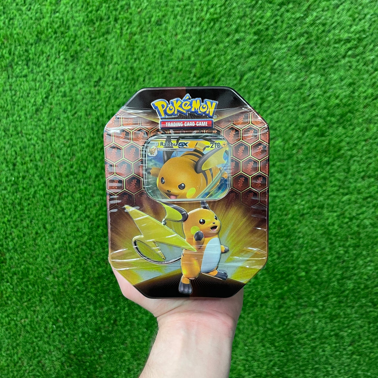 2019 Pokemon Hidden Fates Tins
