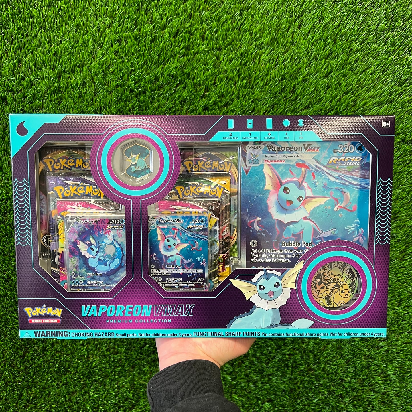 Pokemon Vaporeon Vmax Premium Collection